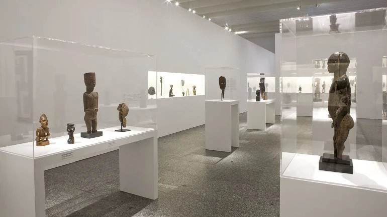 Vista de sala de la exposición. La invención del siglo XX. Carl Einstein y las vanguardias, 2008