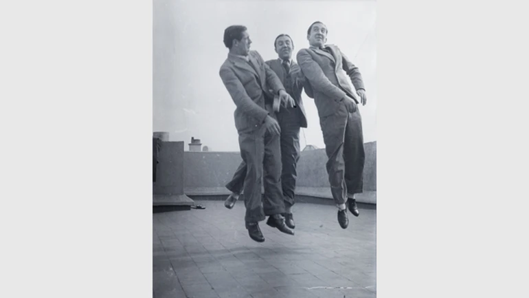 José Manuel Aizpúrua, Sin título, 1930. Azotea de la casa en la calle Prim, 32, San Sebastián, © Museo Universidad de Navarra