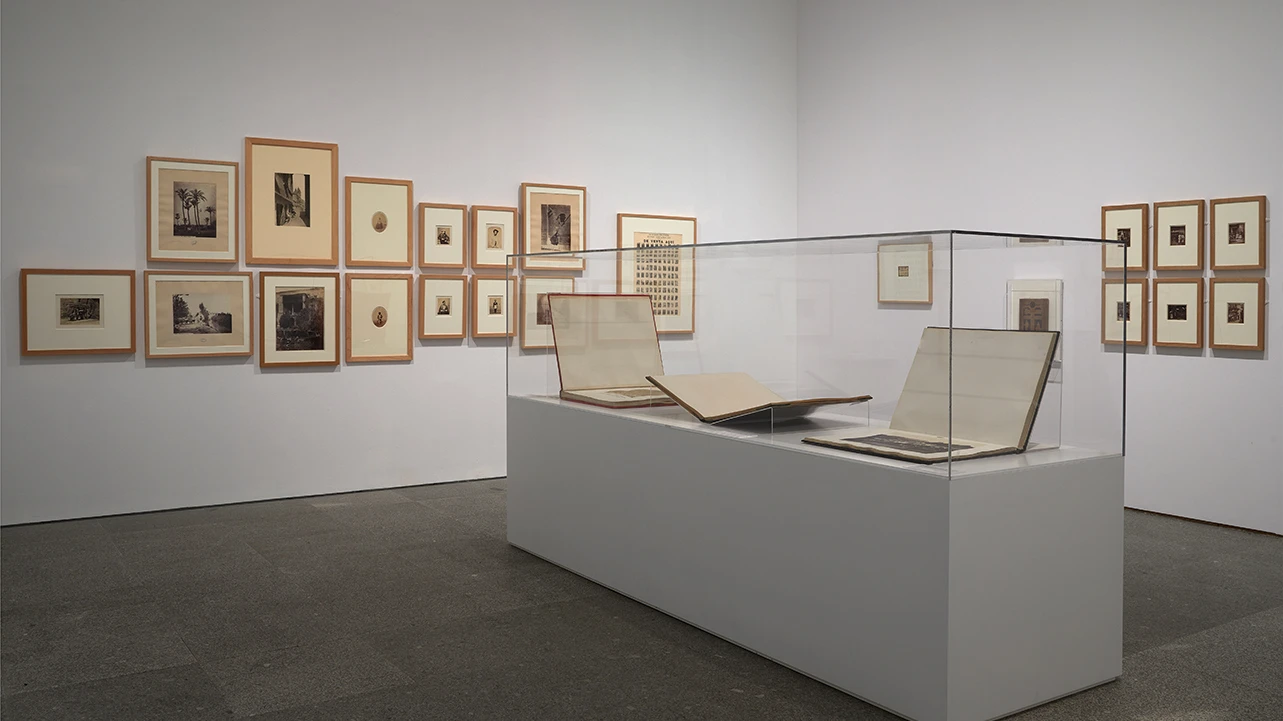 Vista de la exposición Genealogías documentales. Fotografía 1848-1917, 2022