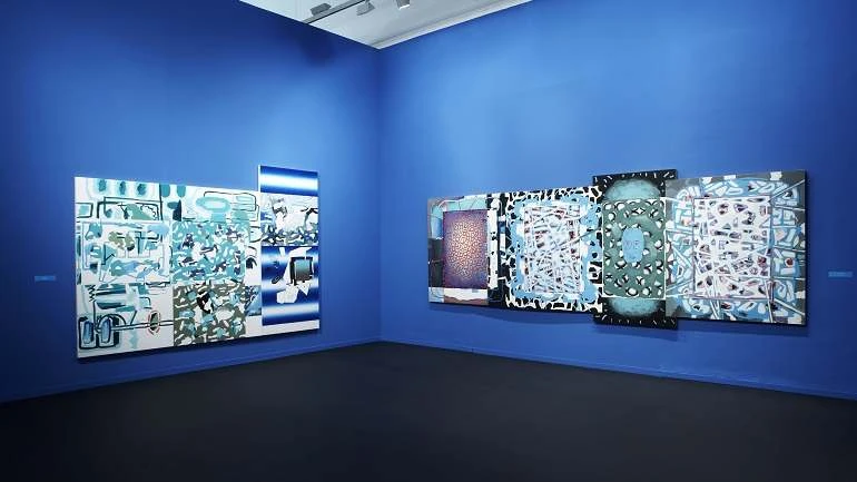 Vista de sala de la exposición. Luis Gordillo. Iceberg Tropical, 2007