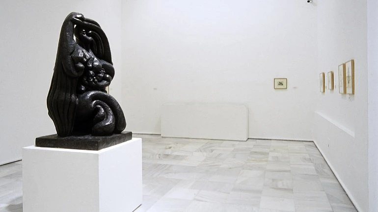 Vista de sala de la exposición. Lipchitz. 1891-1973. Un mundo sorprendido en el espacio, 1997