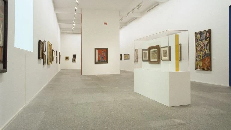 Vista de sala de la exposición. André Masson (1896-1987), 2004