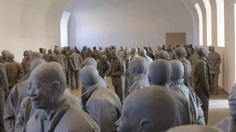 Vista de sala de la exposición. Juan Muñoz. Retrospectiva, 2009