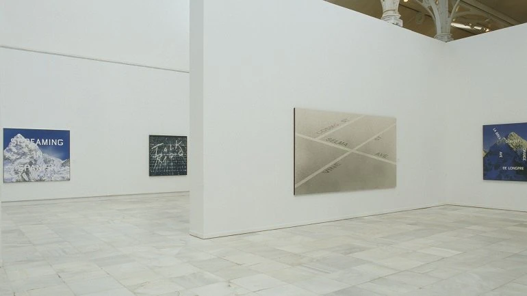 Vista de sala de la exposición. Edward Ruscha. Made in Los Angeles, 2002