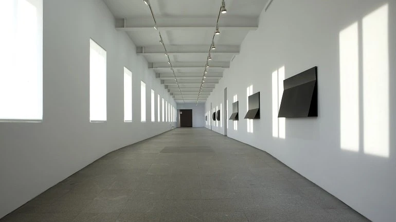  Vista de sala de la exposición. Francesco Lo Savio, 2009