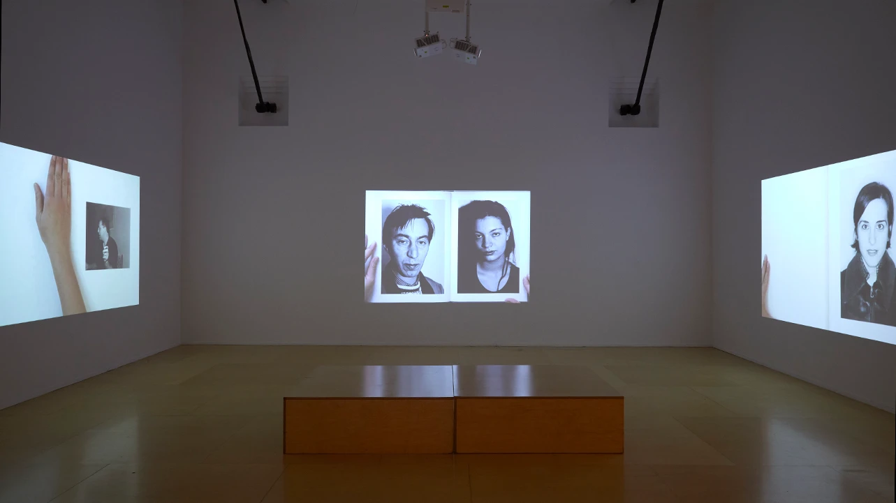 Vista de la exposición Michael Schmidt. Fotografías 1965-2014, 2021