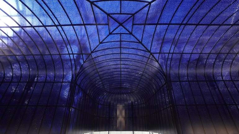 Vista de sala de la exposición. Soledad Sevilla. Escrito en los cuerpos celestes, 2011