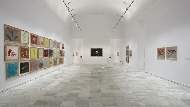 Vista de sala de la exposición. Paul Thek, 2009