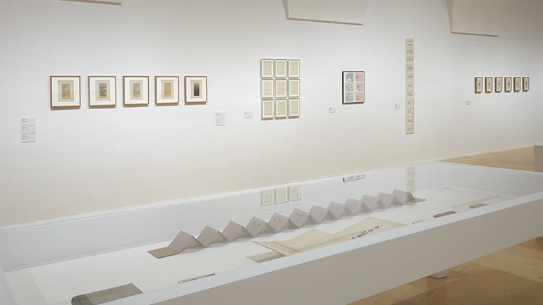 Vista de sala de la exposición Ulises Carrión, 2016