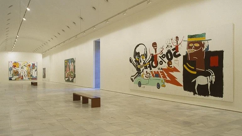 Vista de sala de la exposición. Warhol-Basquiat-Clemente. Obras en colaboración, 2002