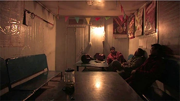 Wang Bing, Crude oil (Crudo), 2008