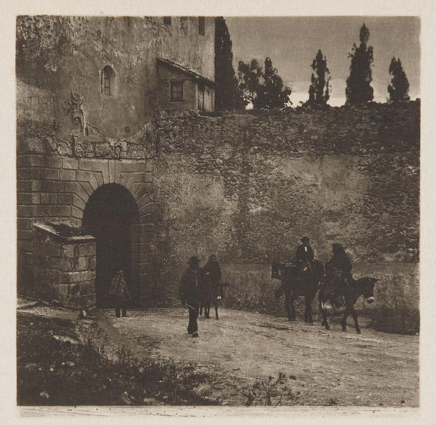 AD04003-008