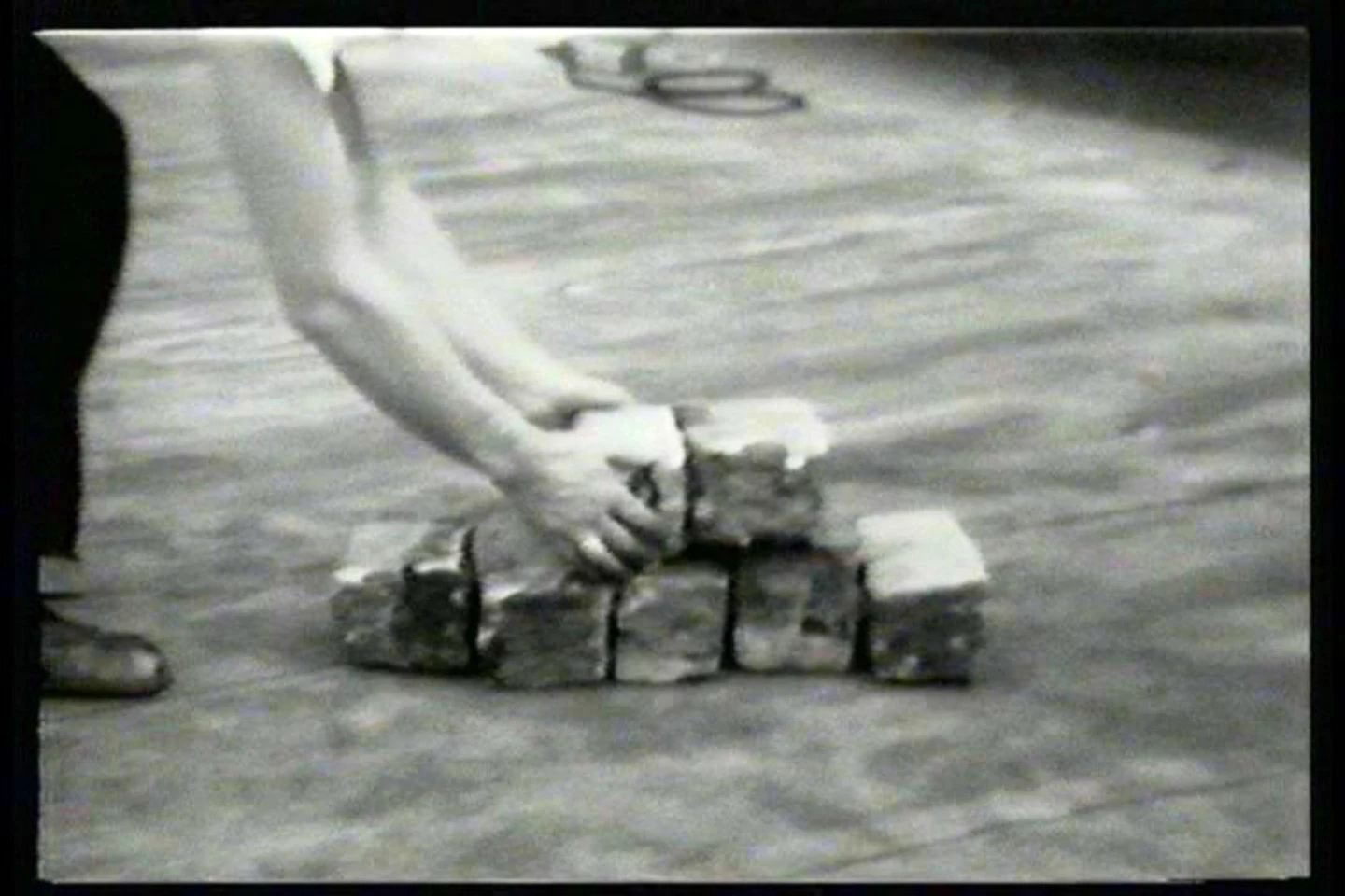 AD04632Pyramid Froese 2