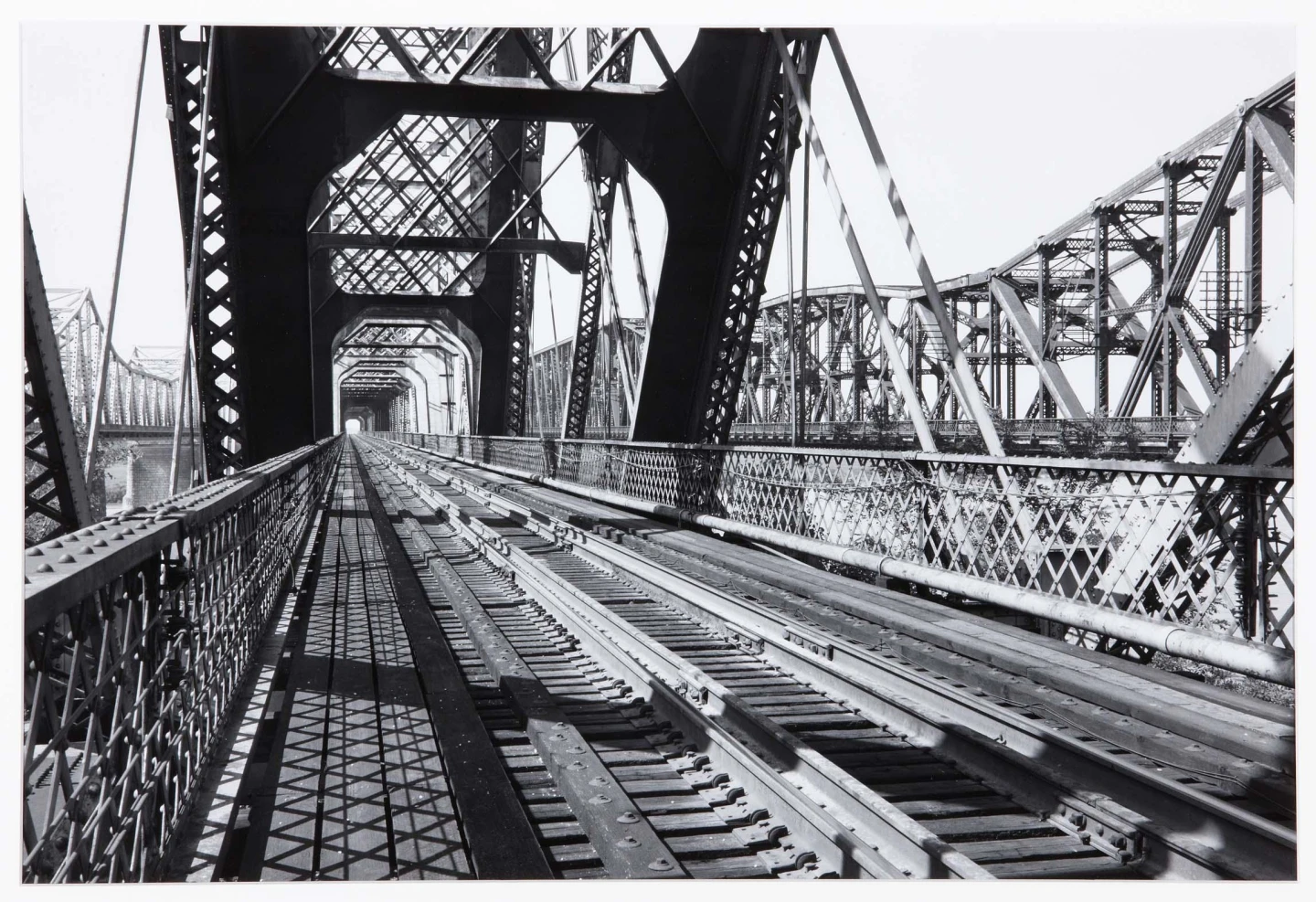 AD05122