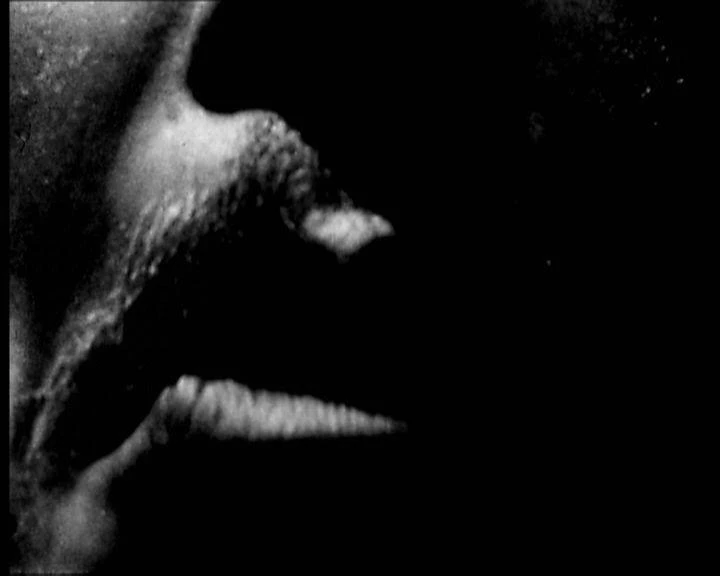 AD05327_003