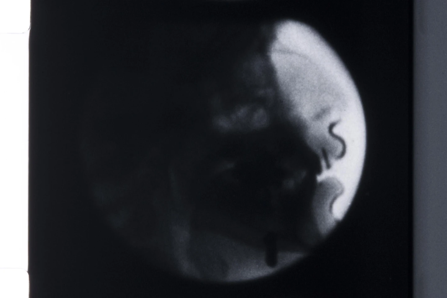 AD05338_003