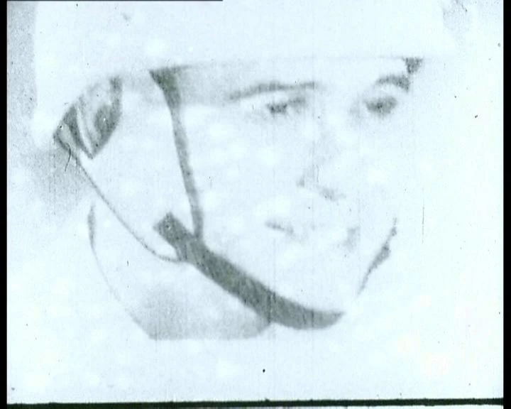 AD05350_001
