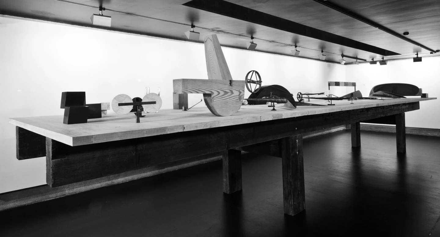 AD06156_001