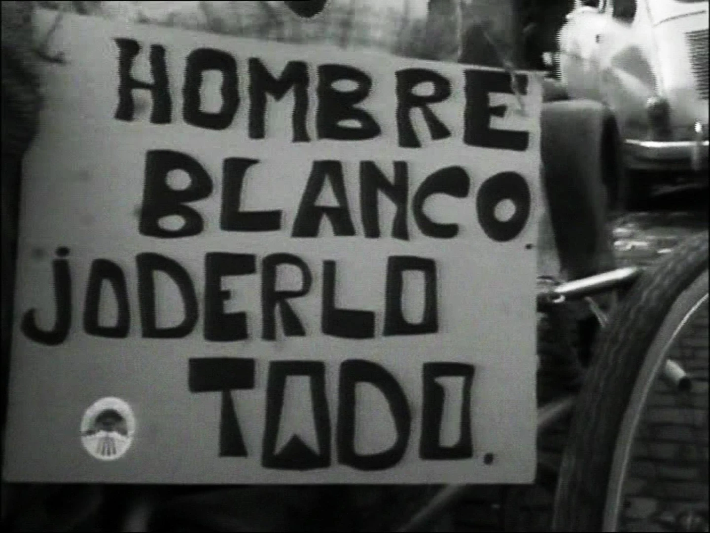 AD06383_1