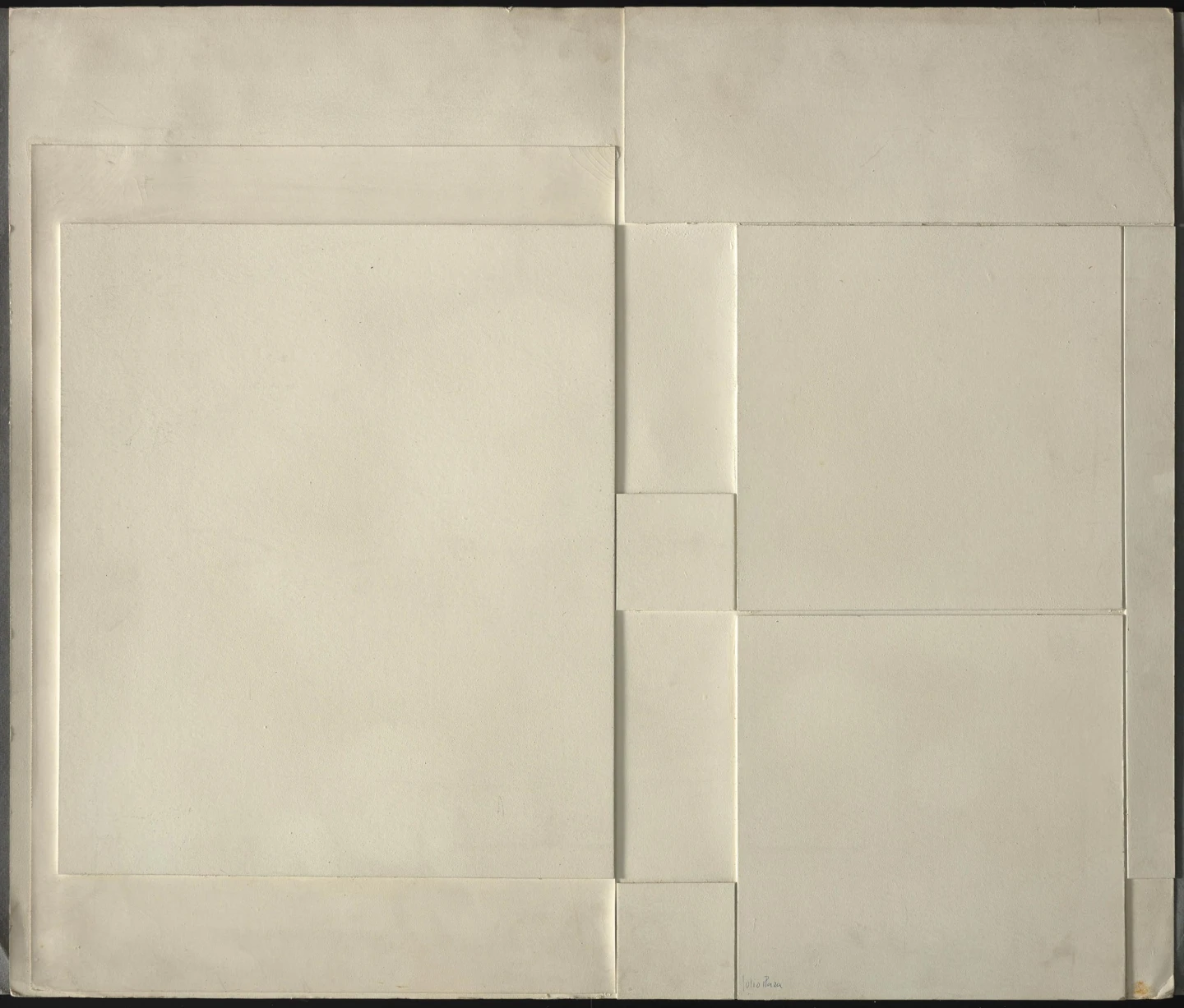 AD08715