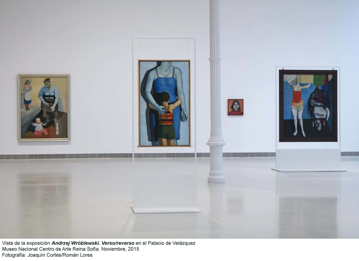 Vista de la exposición Verso/Reverso de Andrzej Wróblewski en el Palacio Velázquez