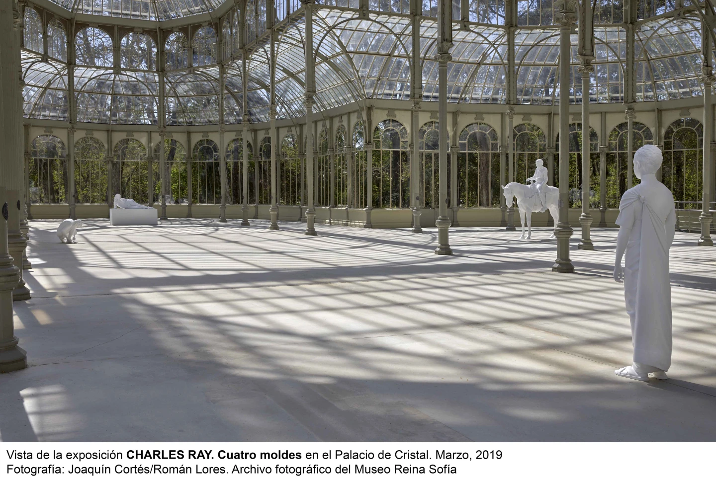 Vista de la exposición Charles Ray. Cuatro moldes