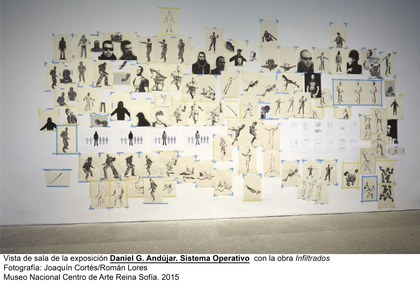 Vista de sala de la exposición Sistema Operativo, de Daniel G. Andújar, con la obra Infiltrados. Fotografía: Joaquín Cortés/Román Lores. Museo Nacional Reina Sofía, 2015
