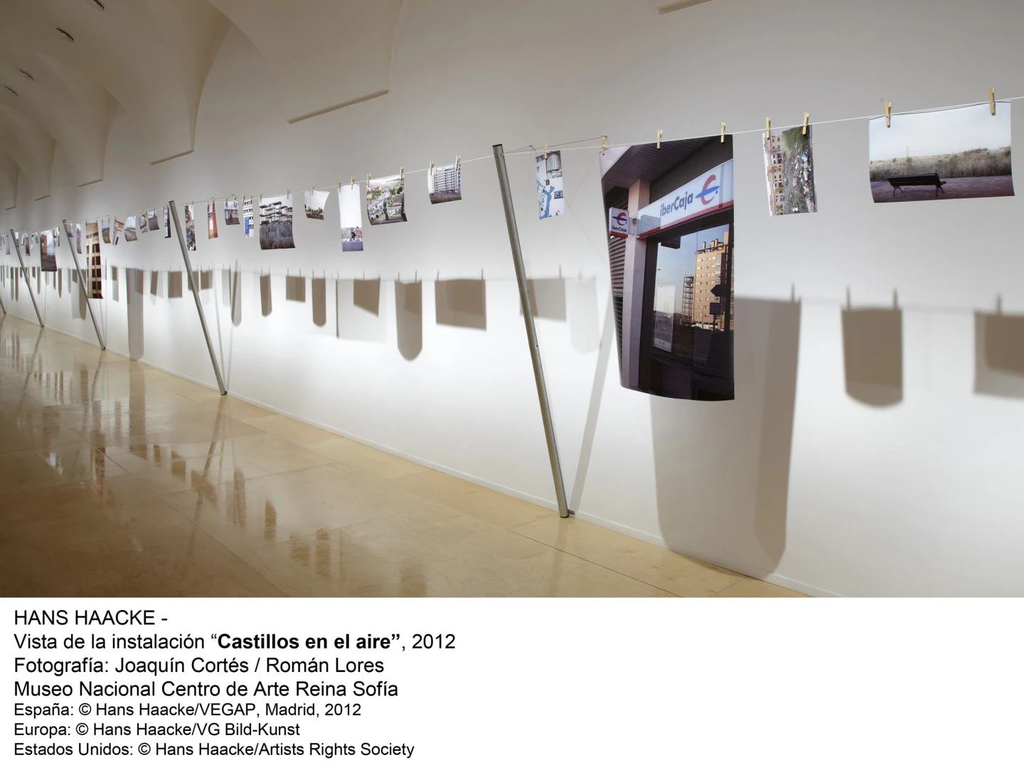 Hans Haacke.  Castillos en el aire(imagen 12)