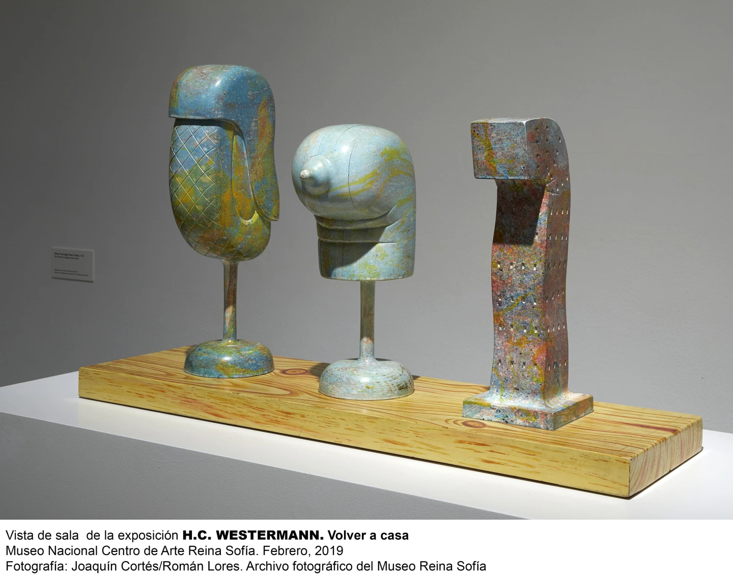 Vista de sala de H.C.Westermann.Volver a casa