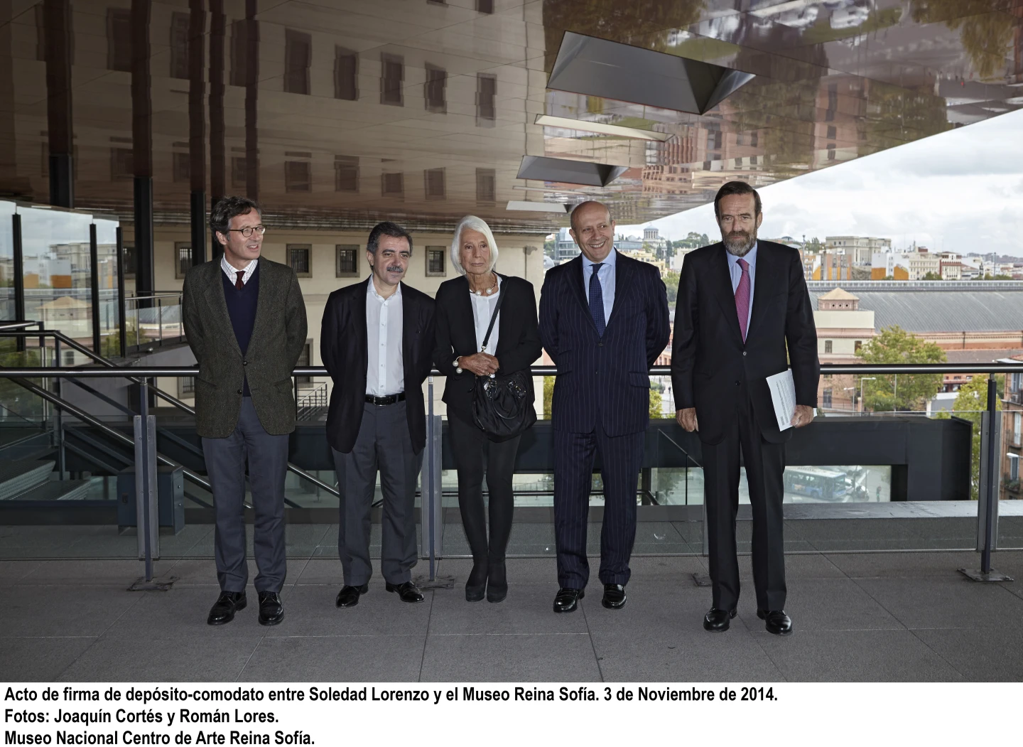 Acto de firma de depósito-comodato entre Soledad Lorenzo y el Museo Reina Sofía. 3 de Noviembre de 2014