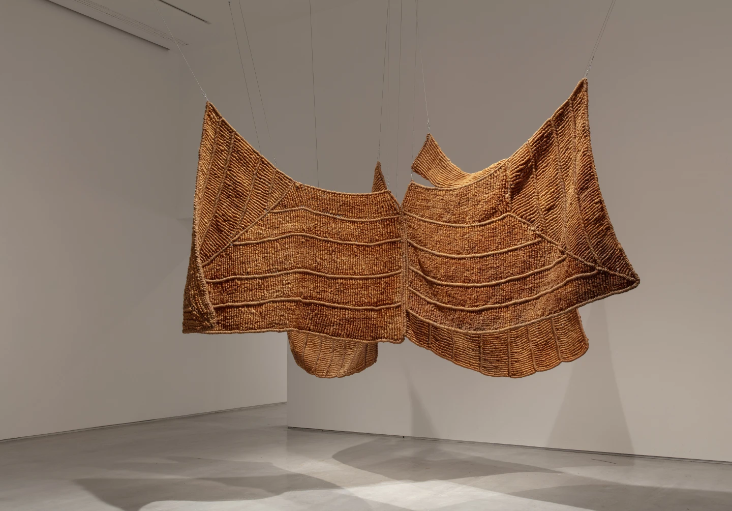 Aurèlia Muñoz, Àguila Beix [Águila beige], 1977