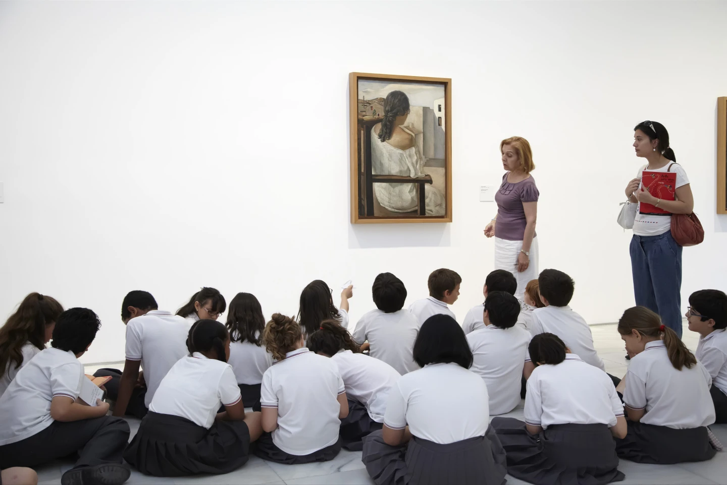 La actividad Los lugares del sueño permitirá estimular la imaginación creadora de los menores explorando los territorios oníricos del artista