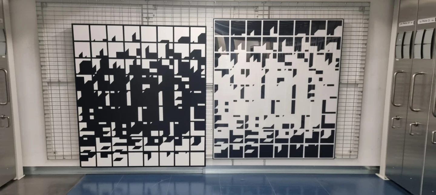 Elena Asins, Canons 22, 2002, en los almacenes del Museo Reina Sofía