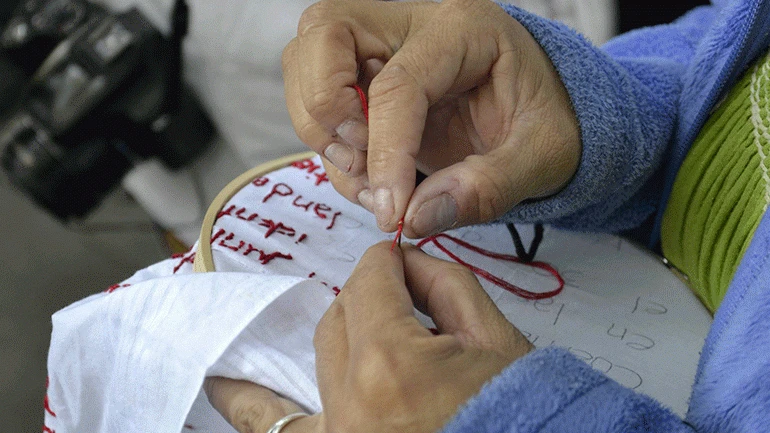 Almacenje y conservación Fuentes Rojas. Bordando por la paz y la memoria. Una víctima, un pañuelo