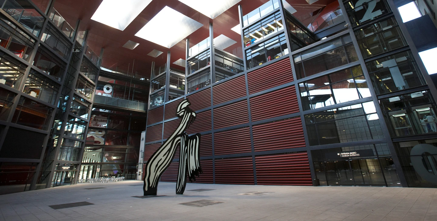 Patio del Edificio Nouvel del Museo Reina Sofía