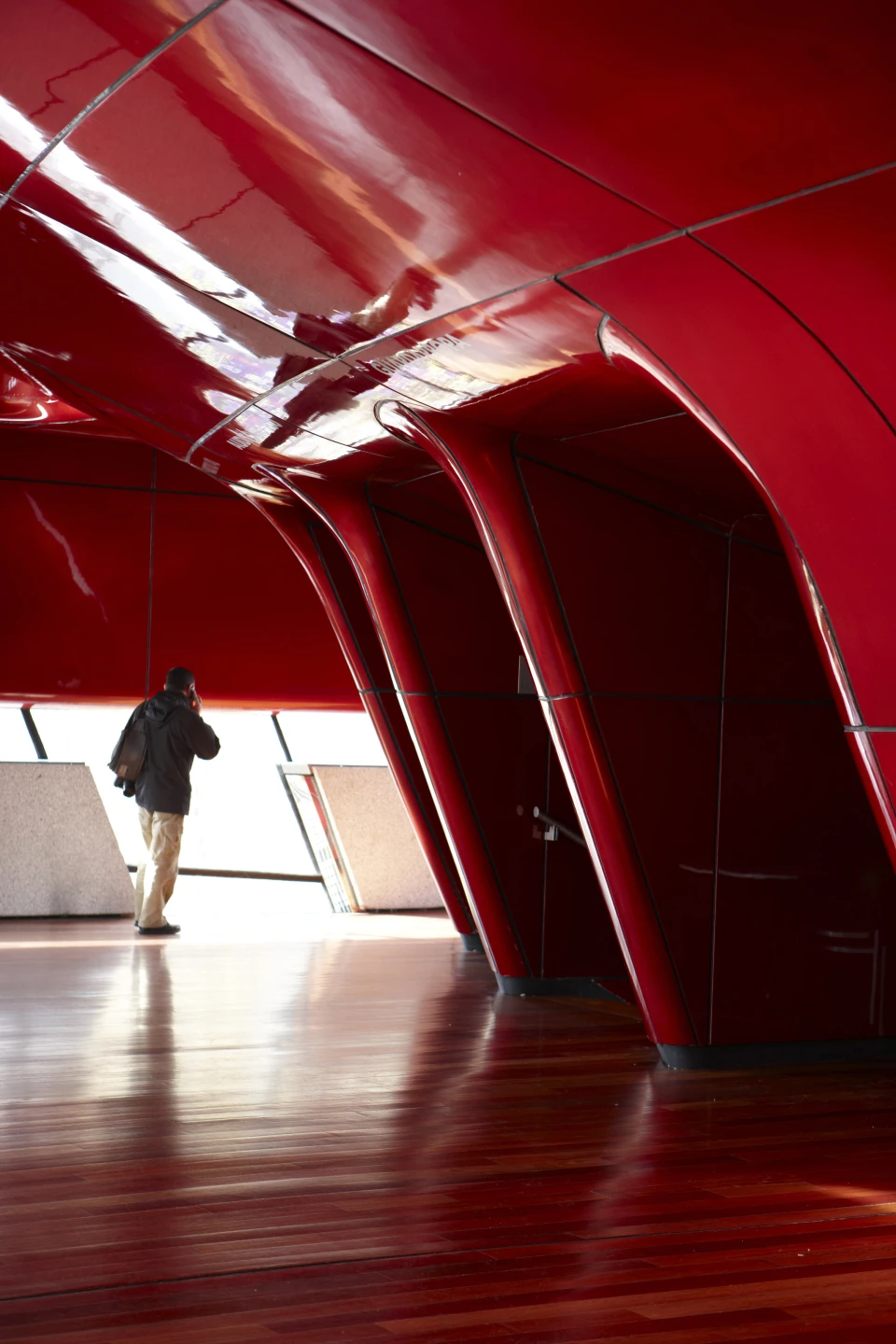 Vestíbulo de los auditorios del Edificio Nouvel, Museo Reina Sofía