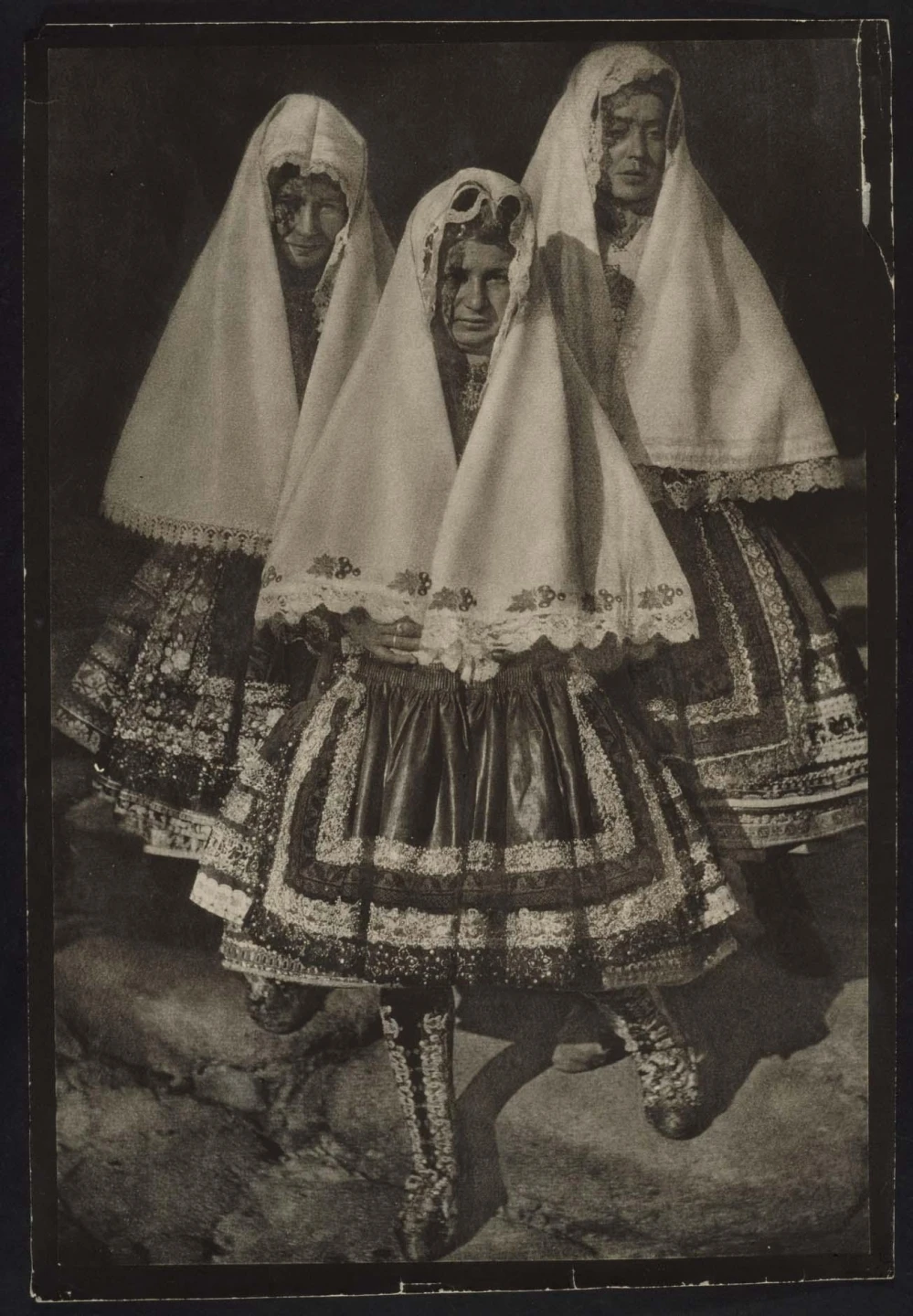 Ortiz Echagüe. Lagarteranas, 1925. Fotografía. Colección Museo Nacional Centro de Arte Reina Sofía, Madrid