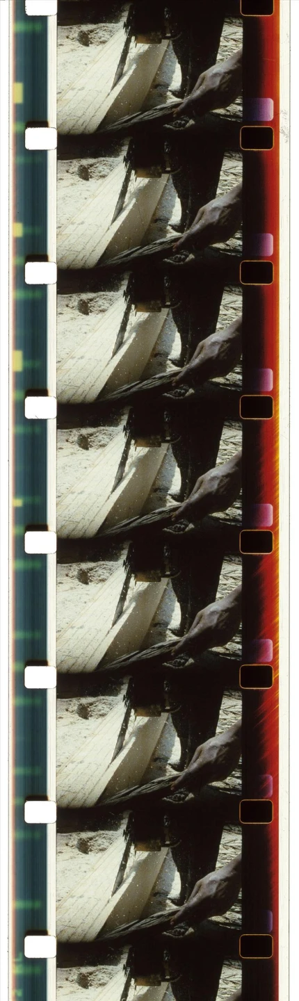 AD07305_04
