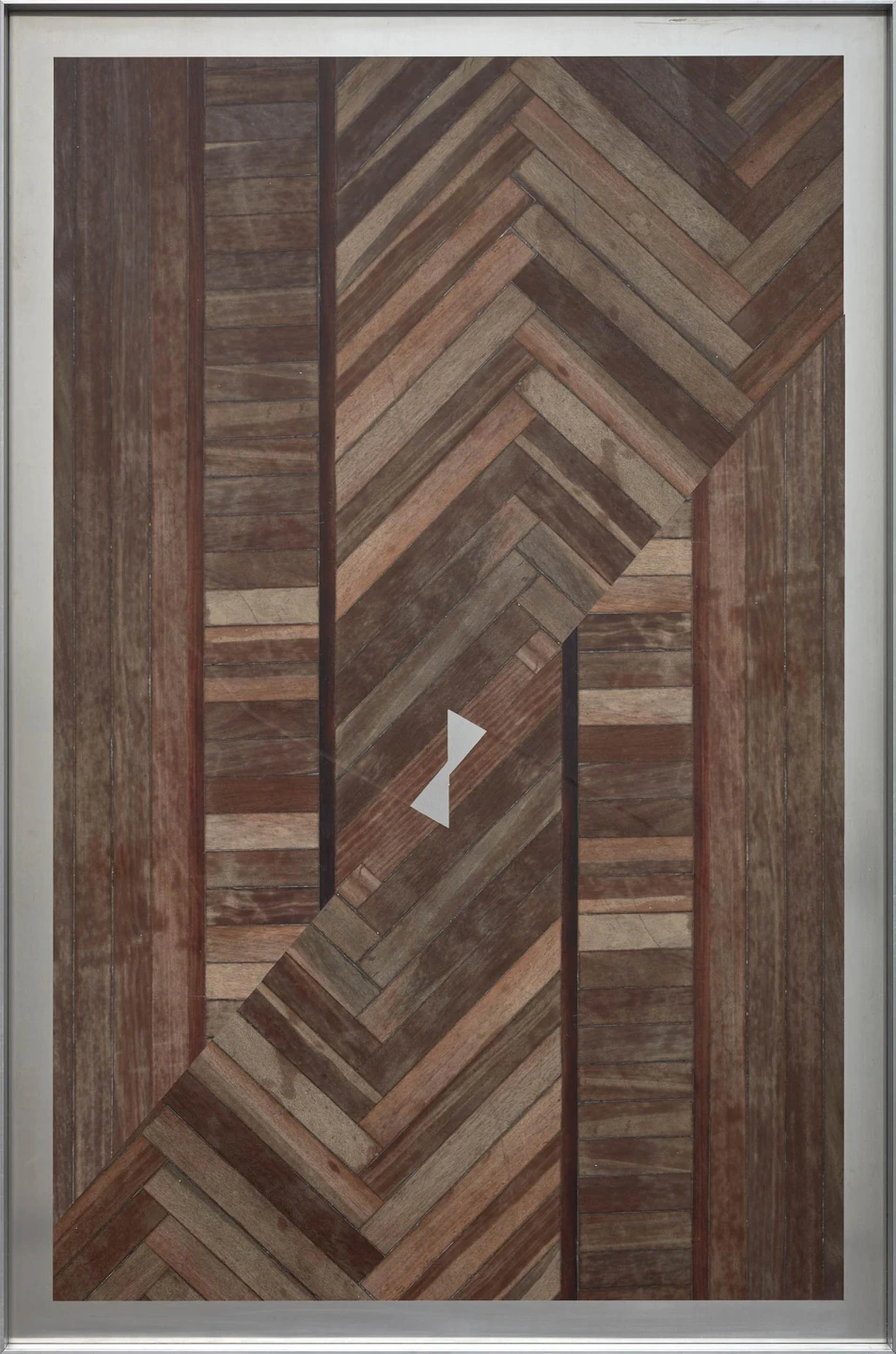 AD09106