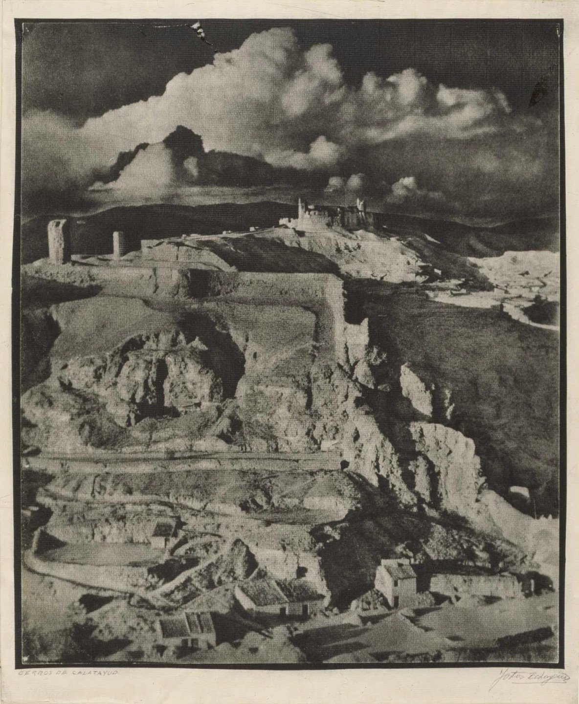 AS04258
