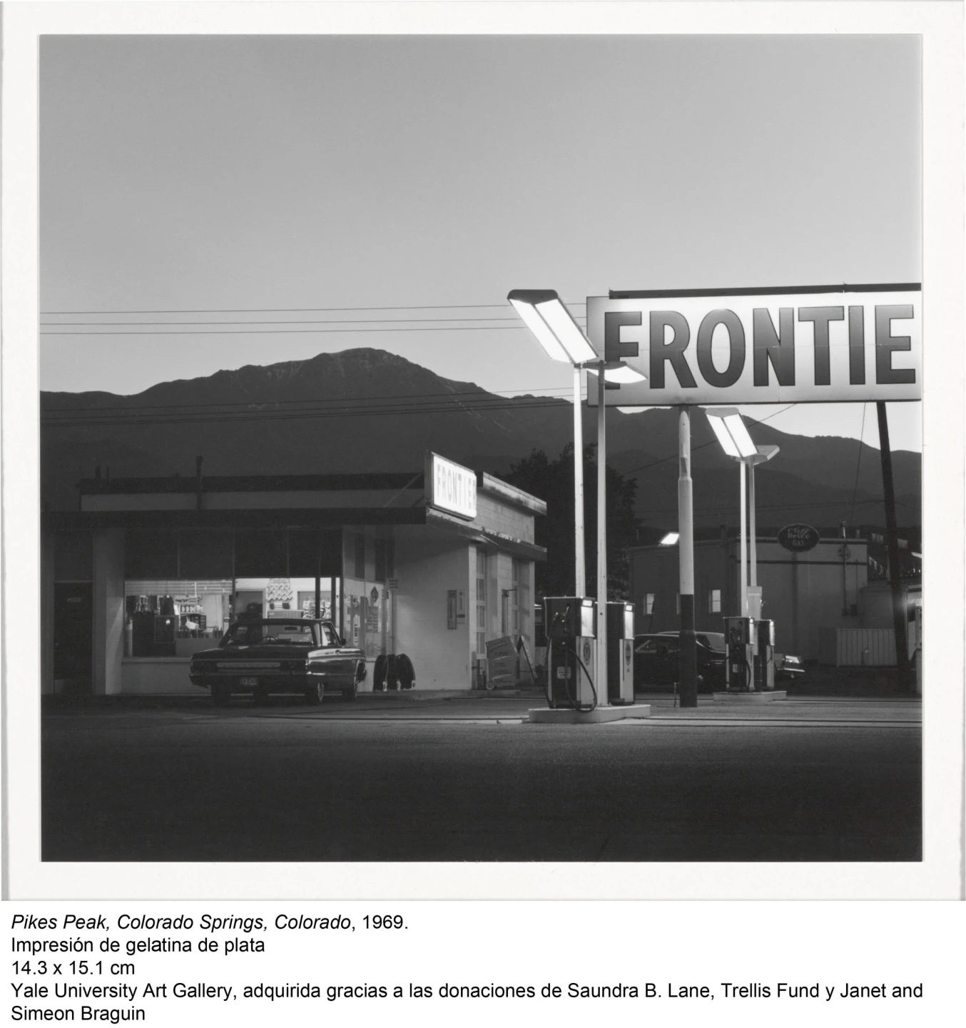 Robert Adams: El lugar donde vivimos. Una selección retrospectiva de fotografías