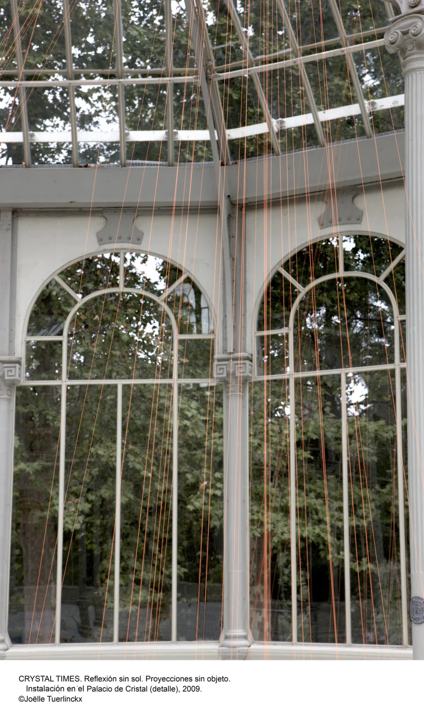 Joëlle Tuerlinckx. Crystal Times. Reflexión sin sol / Proyecciones sin objeto(imagen 07)