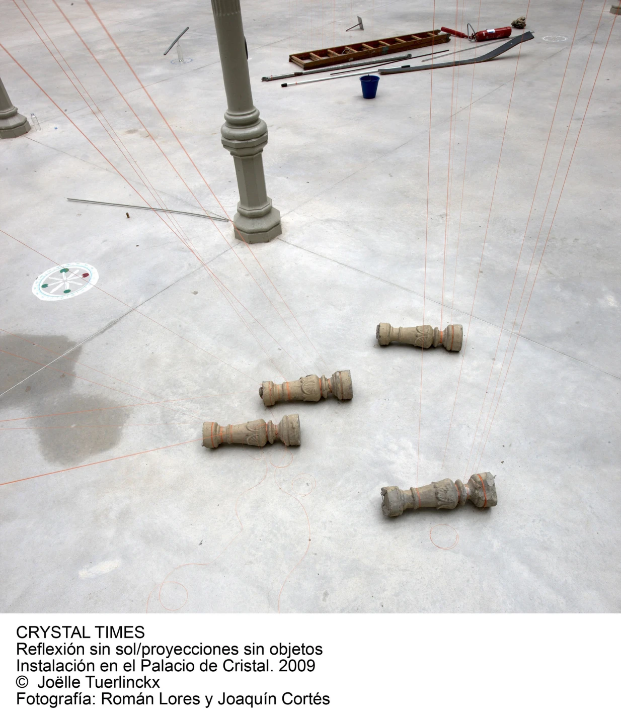 Joëlle Tuerlinckx. Crystal Times. Reflexión sin sol / Proyecciones sin objeto(imagen 08)