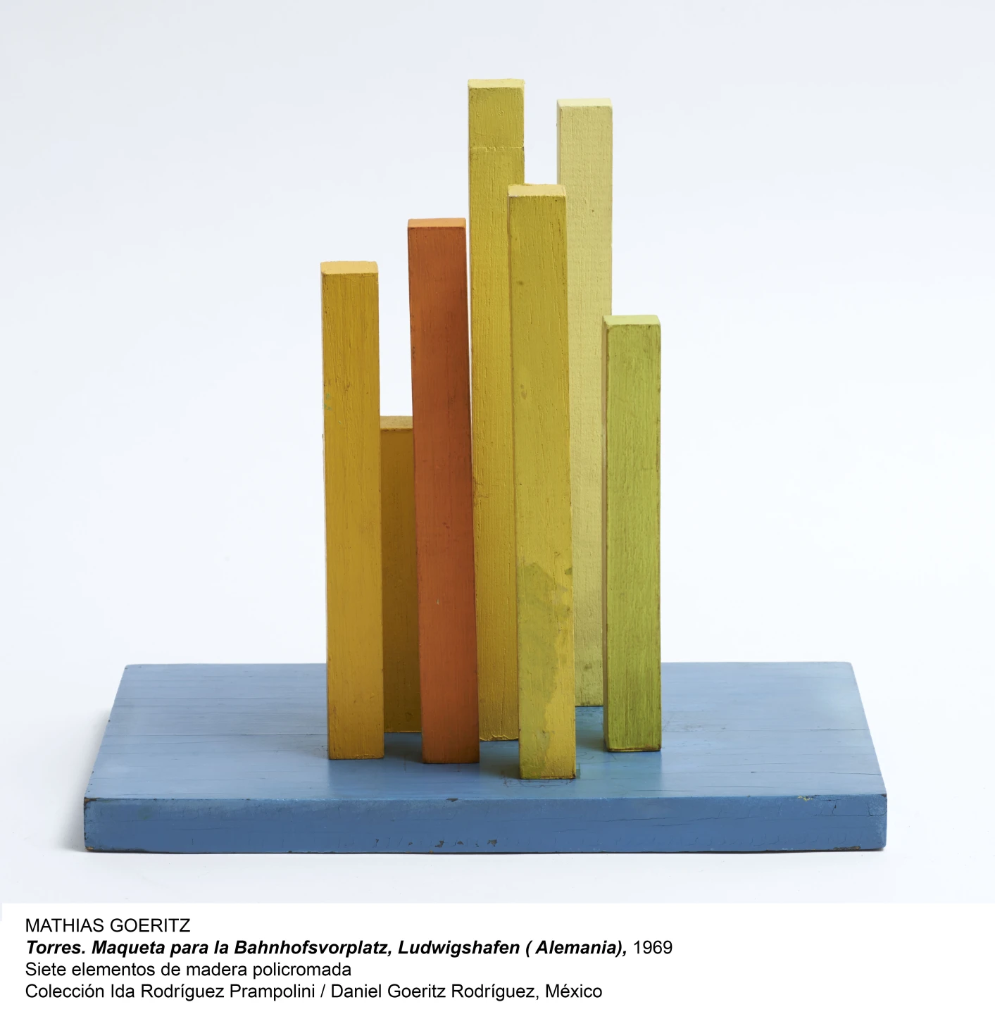 Mathias Goeritz. Torres. Maqueta para la Bahnhofsvorplatz, 1969. Colección Ida Rodriguez/Daniel Goeritz