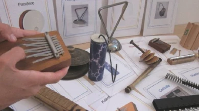 Instrumentos musicales no convencionales utilizados en el taller