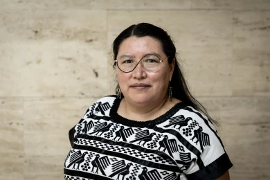 Yásnaya Elena A. Gil, 2025. Fotografía: Pere Virgili. Cortesía de Centre de Cultura Contemporània de Barcelona (CCCB)