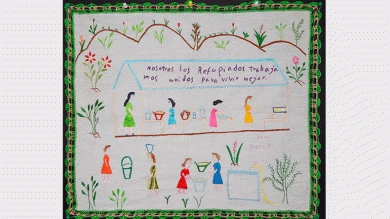 Realizado por mujeres salvadoreñas en refugios de ACNUR. Colomoncagua, Honduras, c. 1983. Medidas 47 x 53 cms. Cortesía del Museo de la Palabra y la Imagen, El Salvador