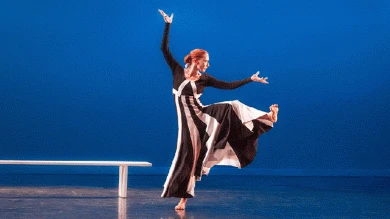 Blakeley White-McGuire en Deep Song de Martha Graham. Foto: Brigid Pierce