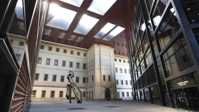 Edificio Nouvel, Patio