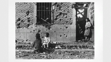 Robert Capa (André Ernö Friedmann). Madrid, noviembre-diciembre 1936, 1936, copia póstuma, 1998. Gelatinobromuro de plata sobre papel, 29,4 x 40,2 cm. Museo Reina Sofía